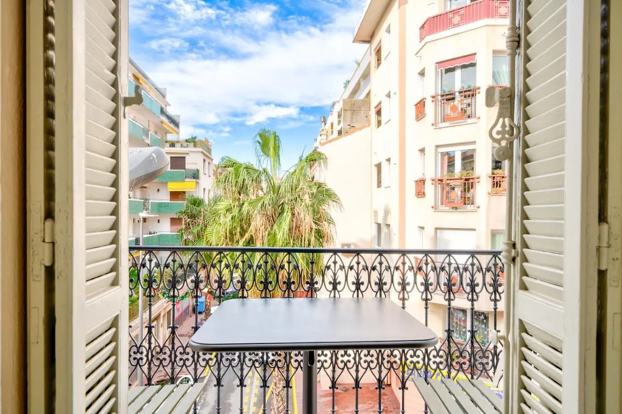 Vidal Croisette Apartment Cannes