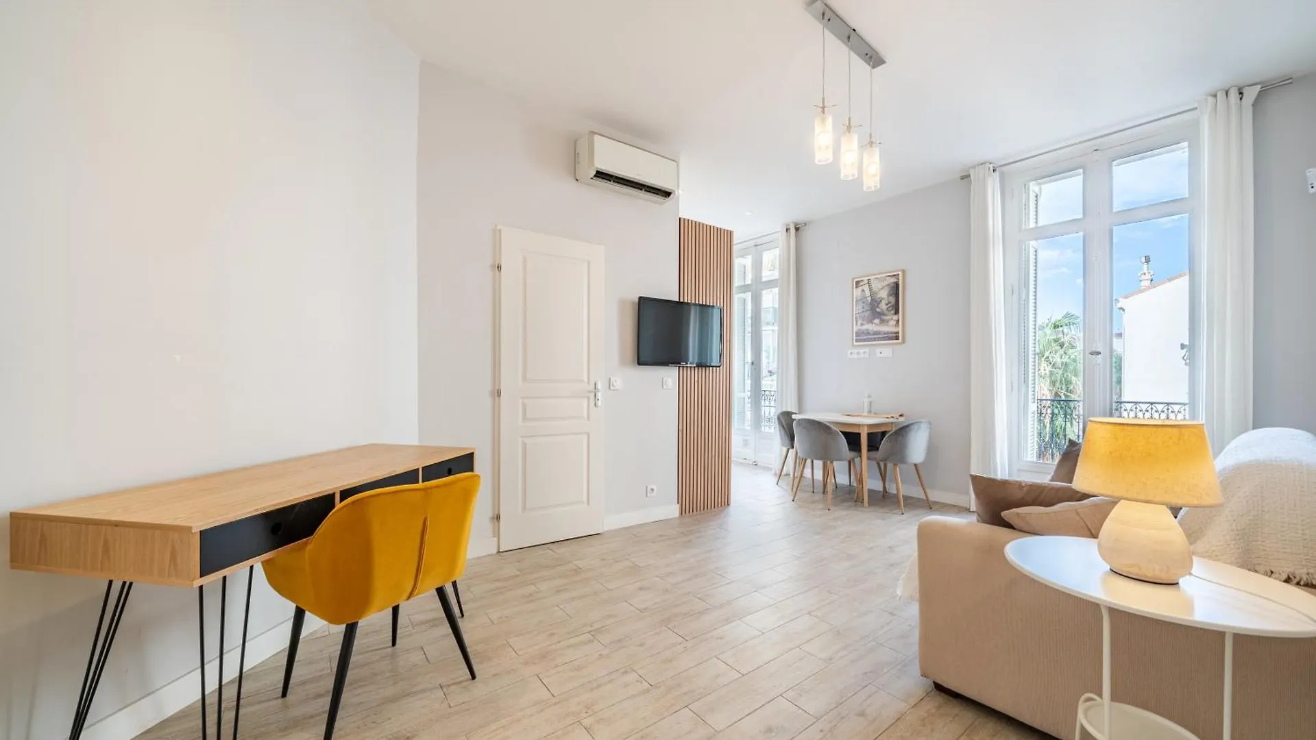 Vidal Croisette Apartment Cannes France